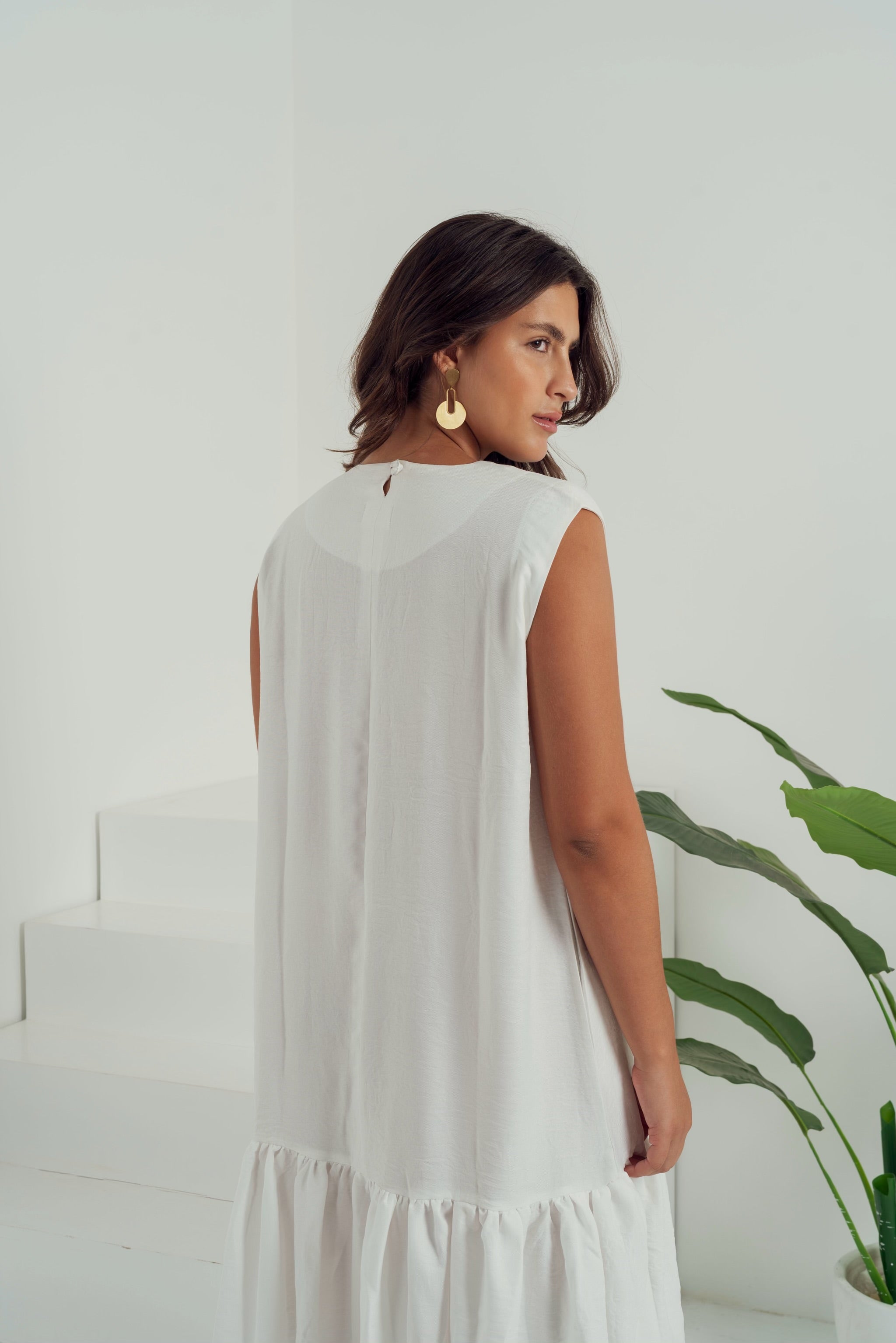 BREEZY SUMMER DRESS IN WHITE