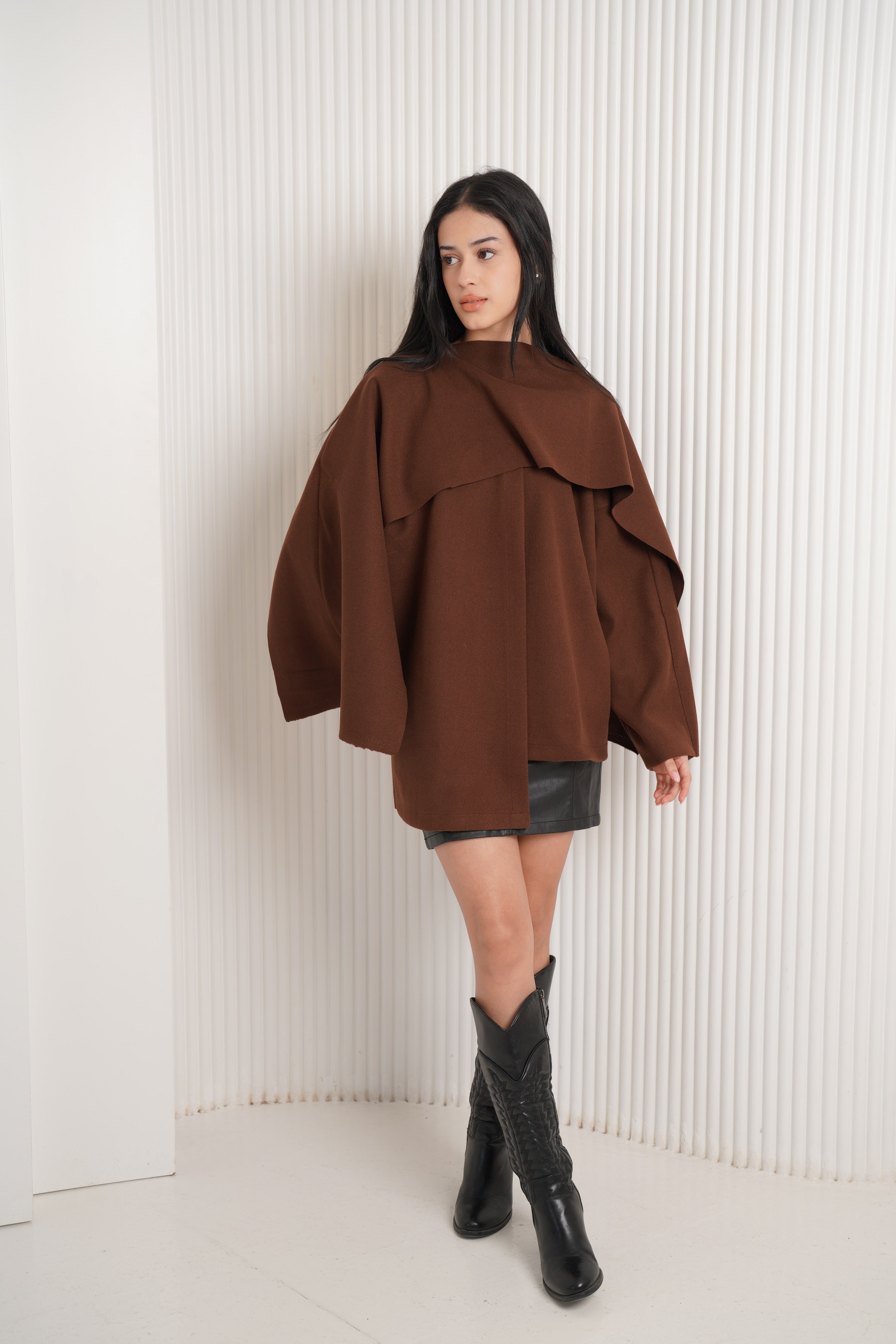 Scarf jacket in brown