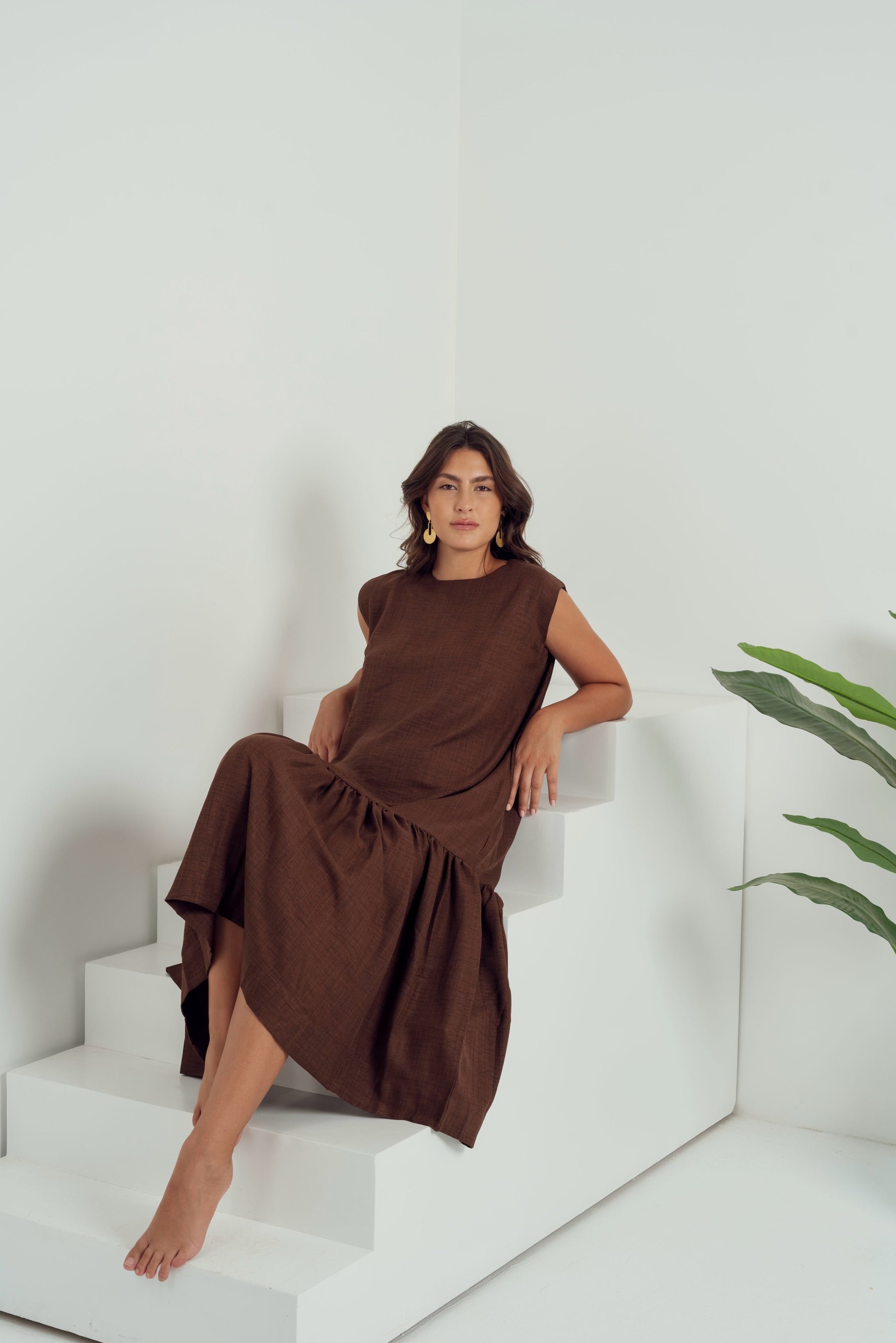 BREEZY SUMMER DRESS IN BROWN