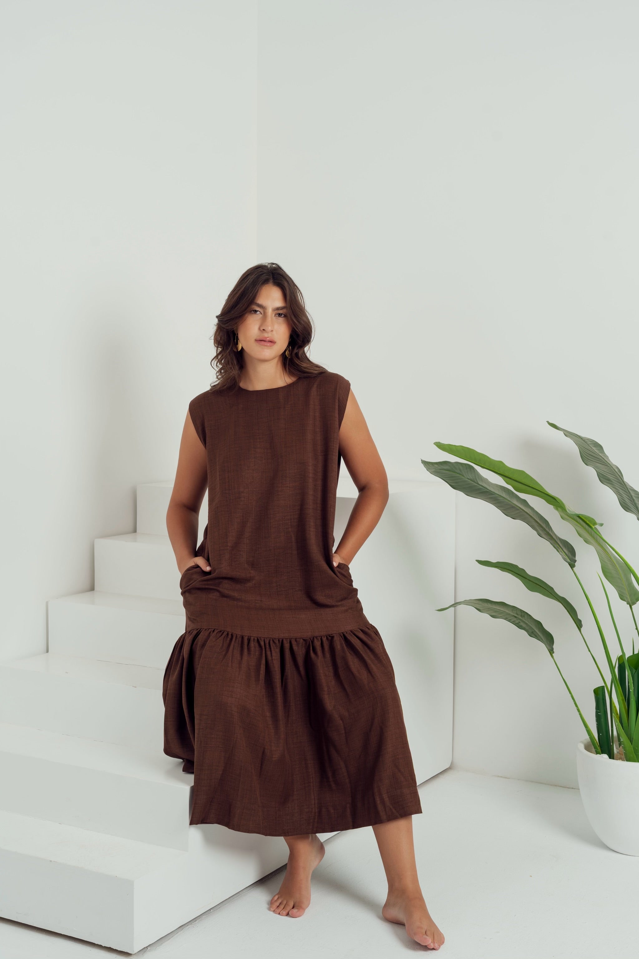 BREEZY SUMMER DRESS IN BROWN