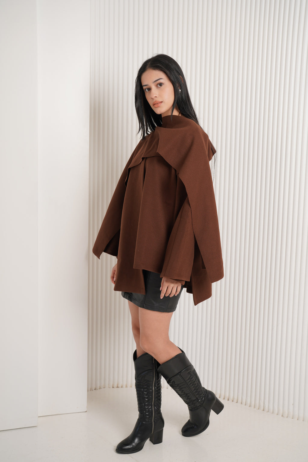 Scarf jacket in brown