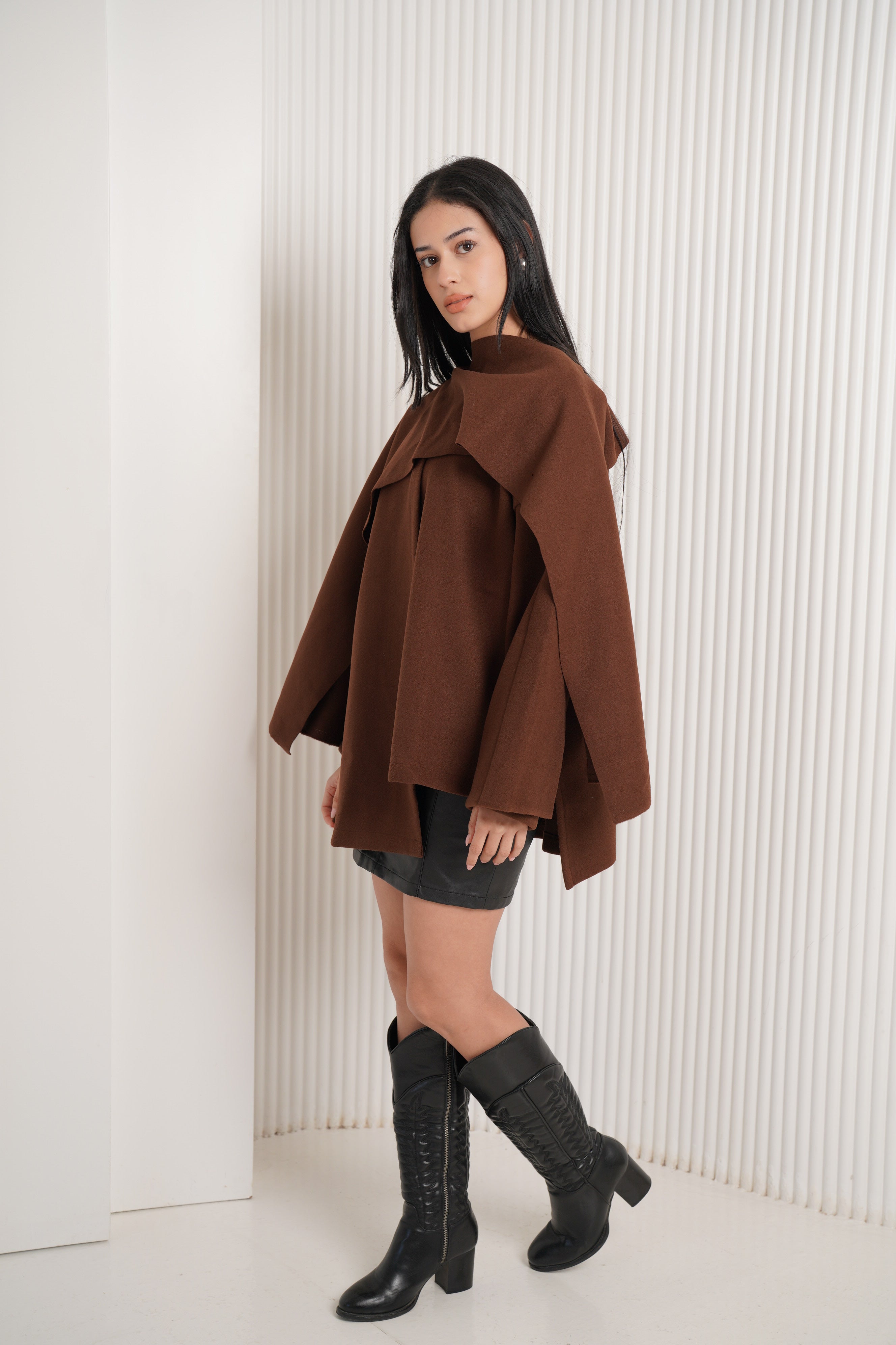 Scarf jacket in brown