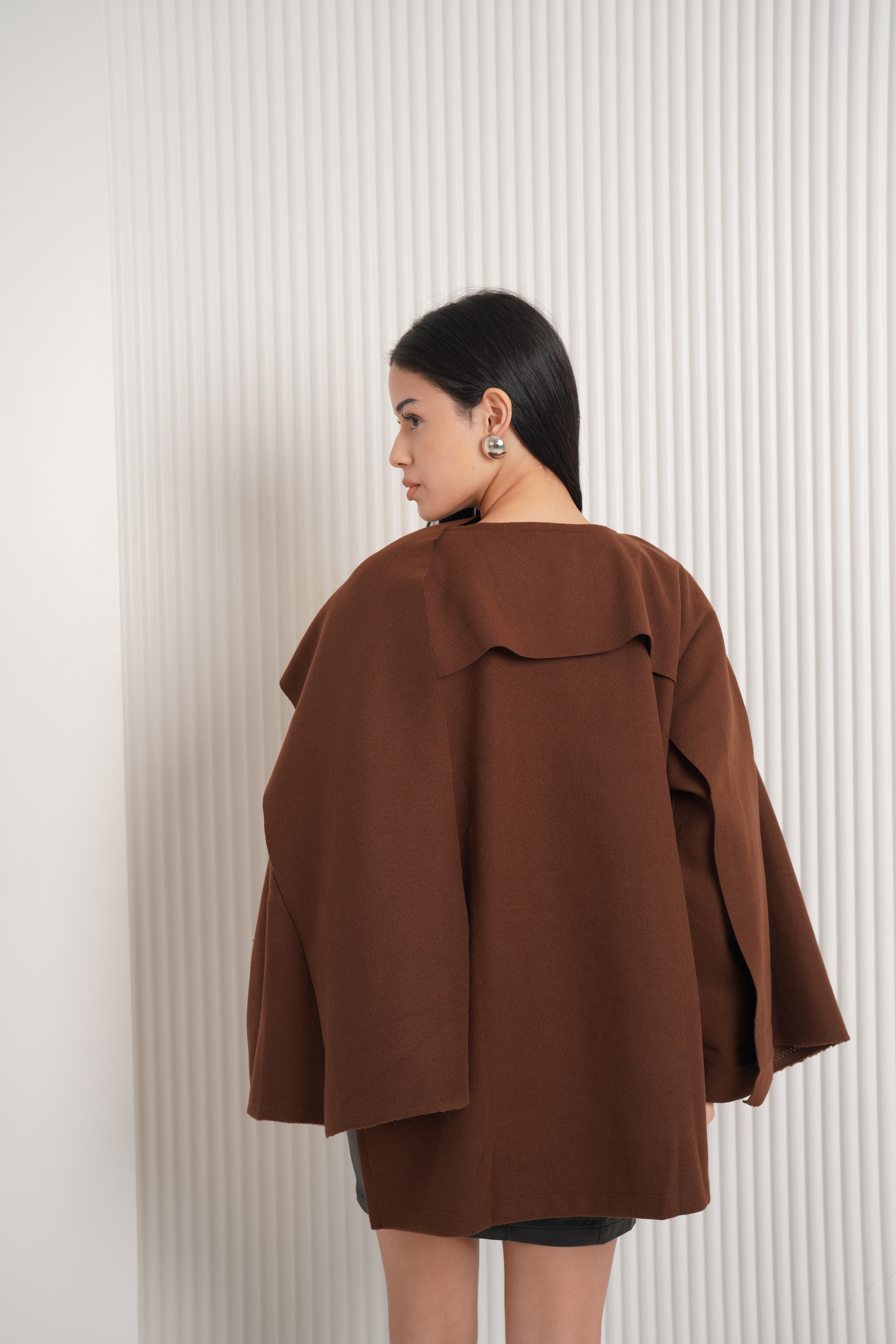 Scarf jacket in brown