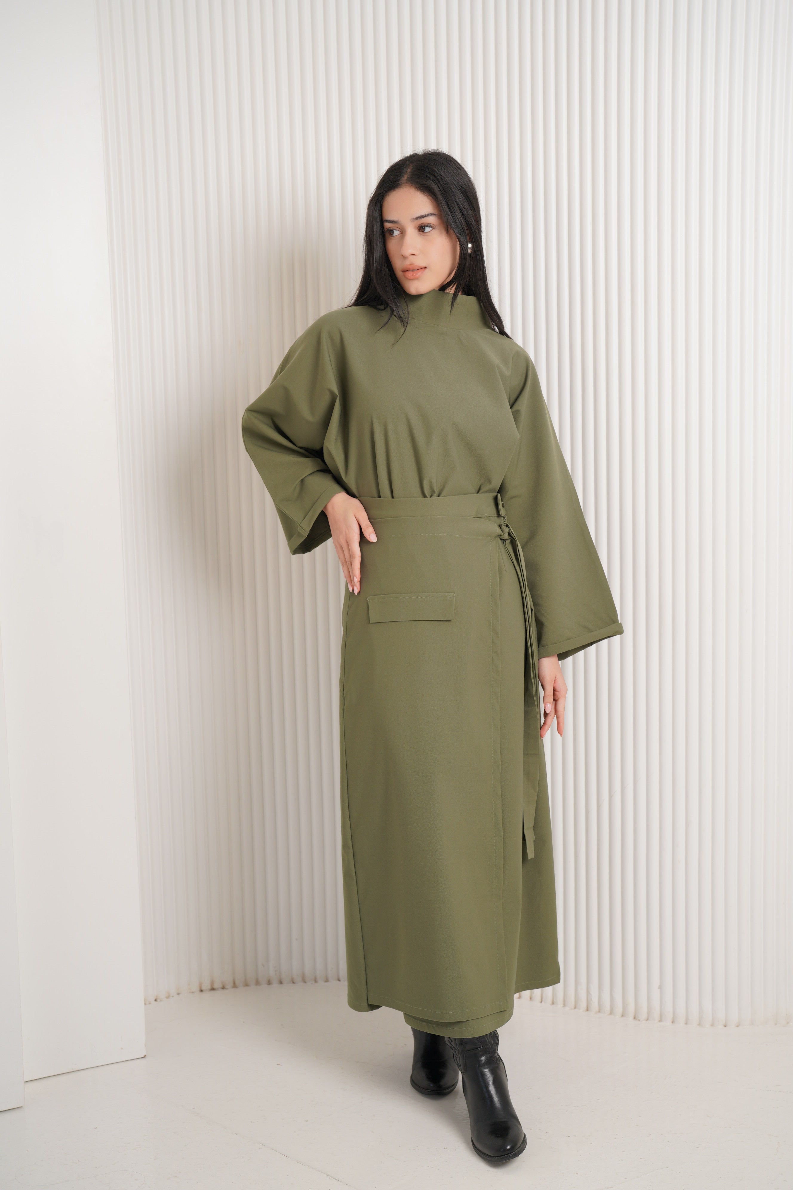 Gabardine lycra two-piece set -olive