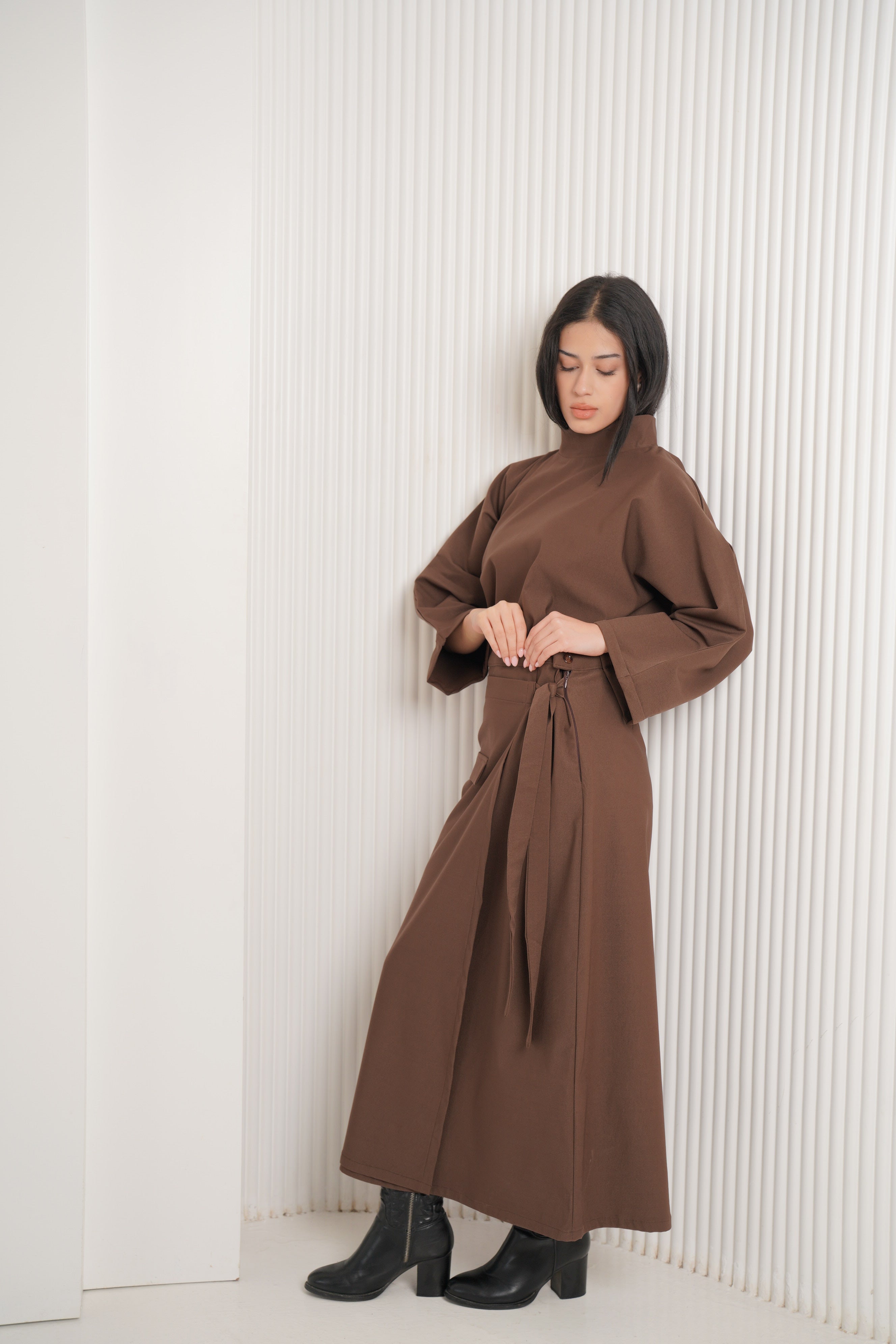 Gabardine lycra two-piece set -Brown