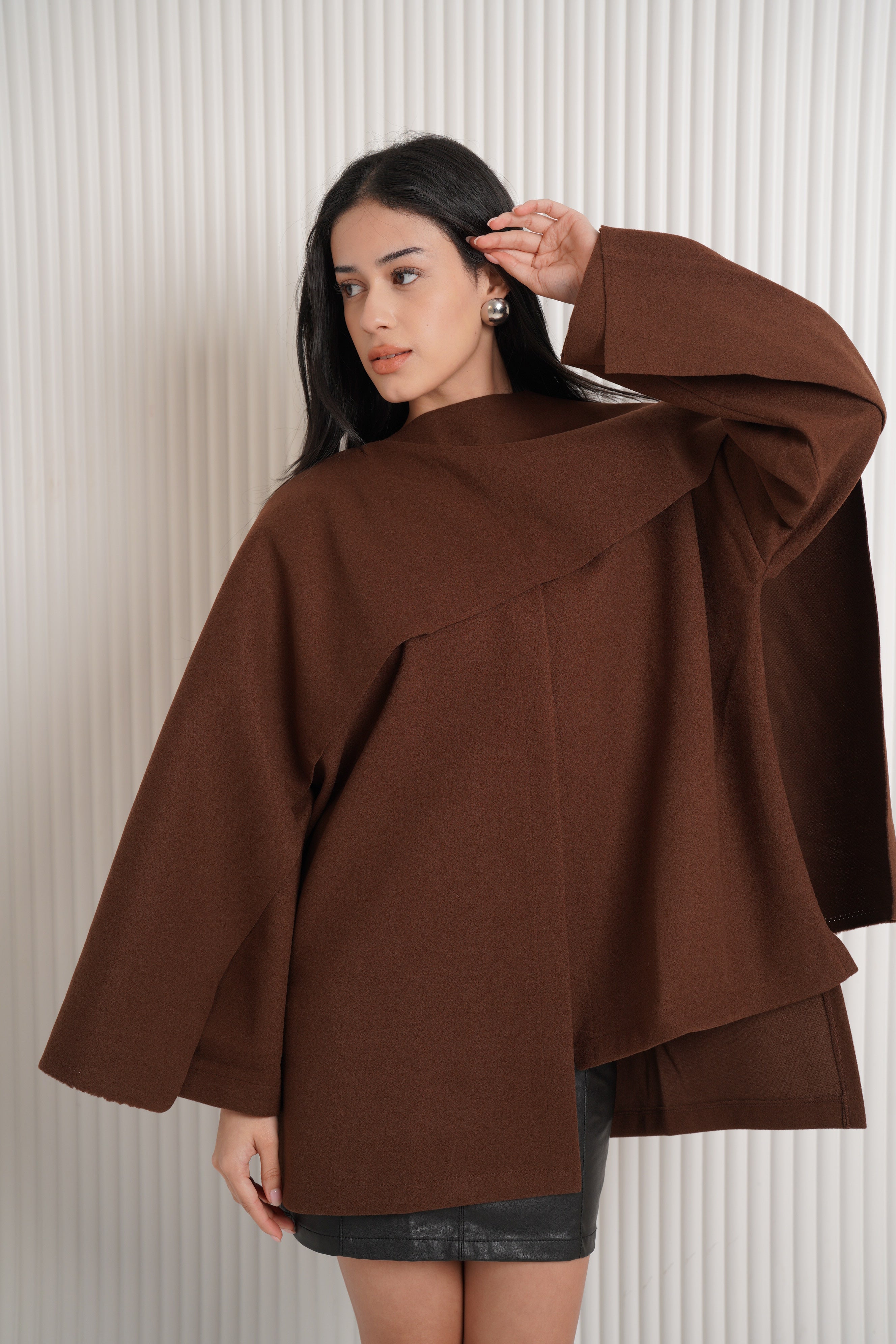 Scarf jacket in brown