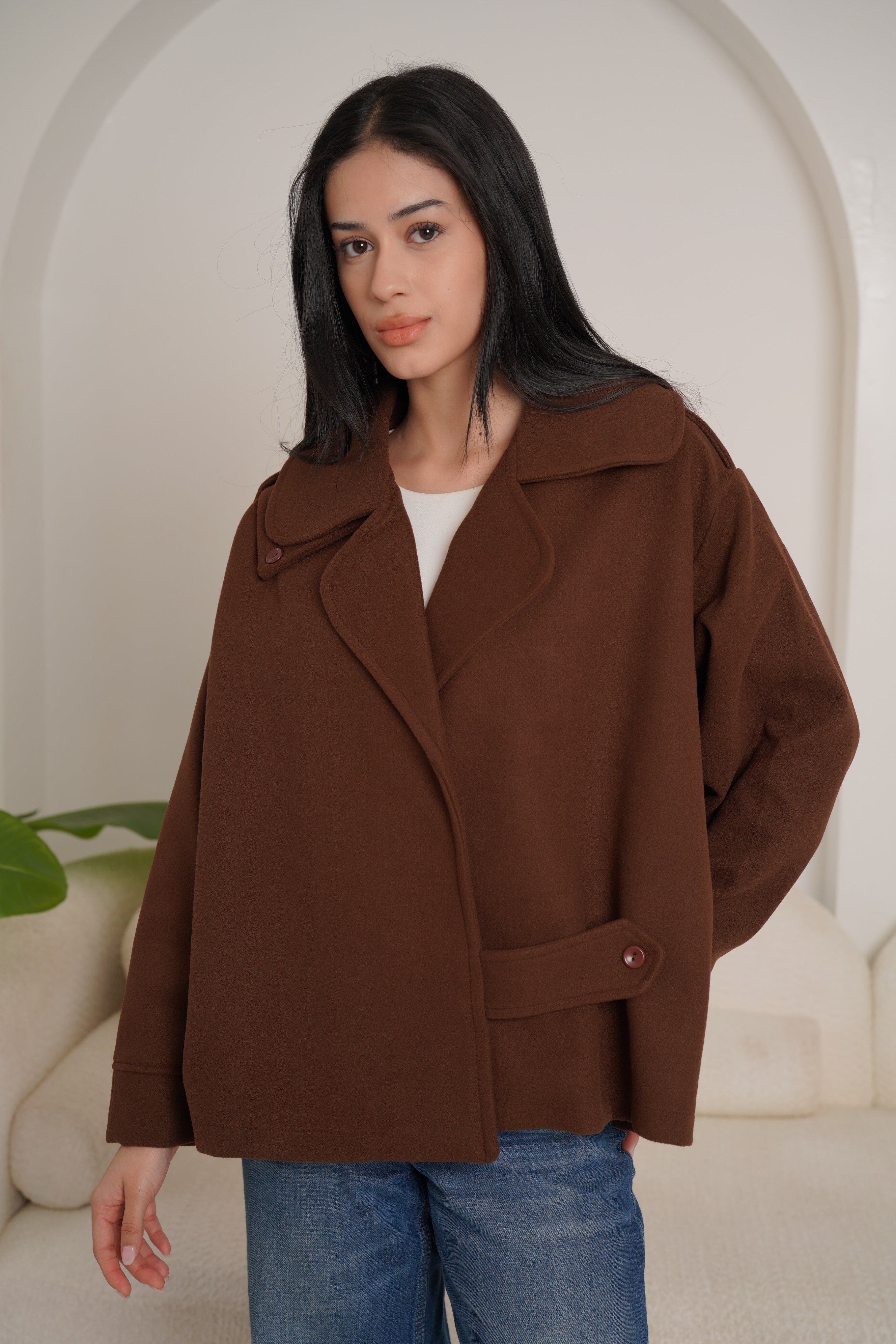 Trench jacket in brown