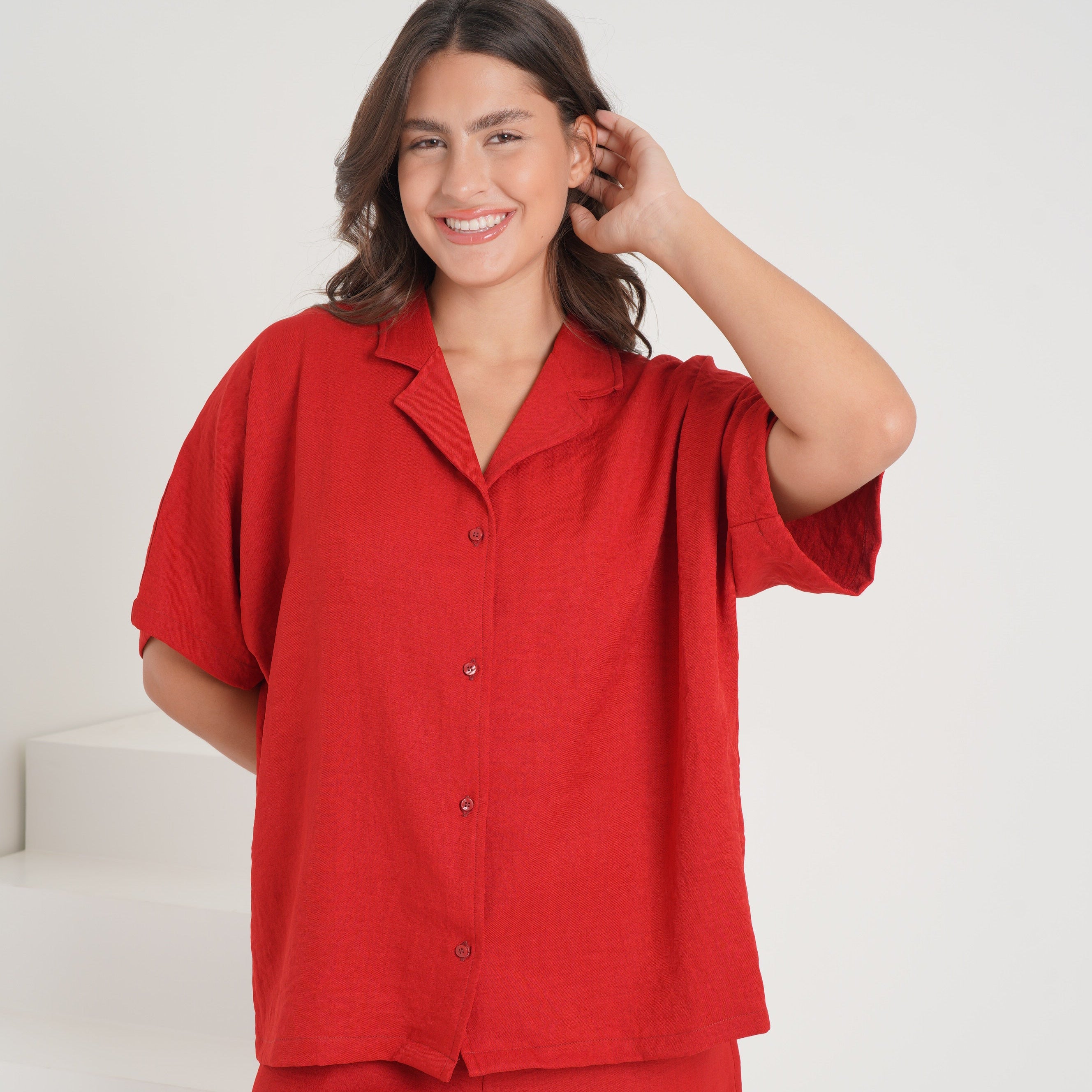 SHIRT IN RED