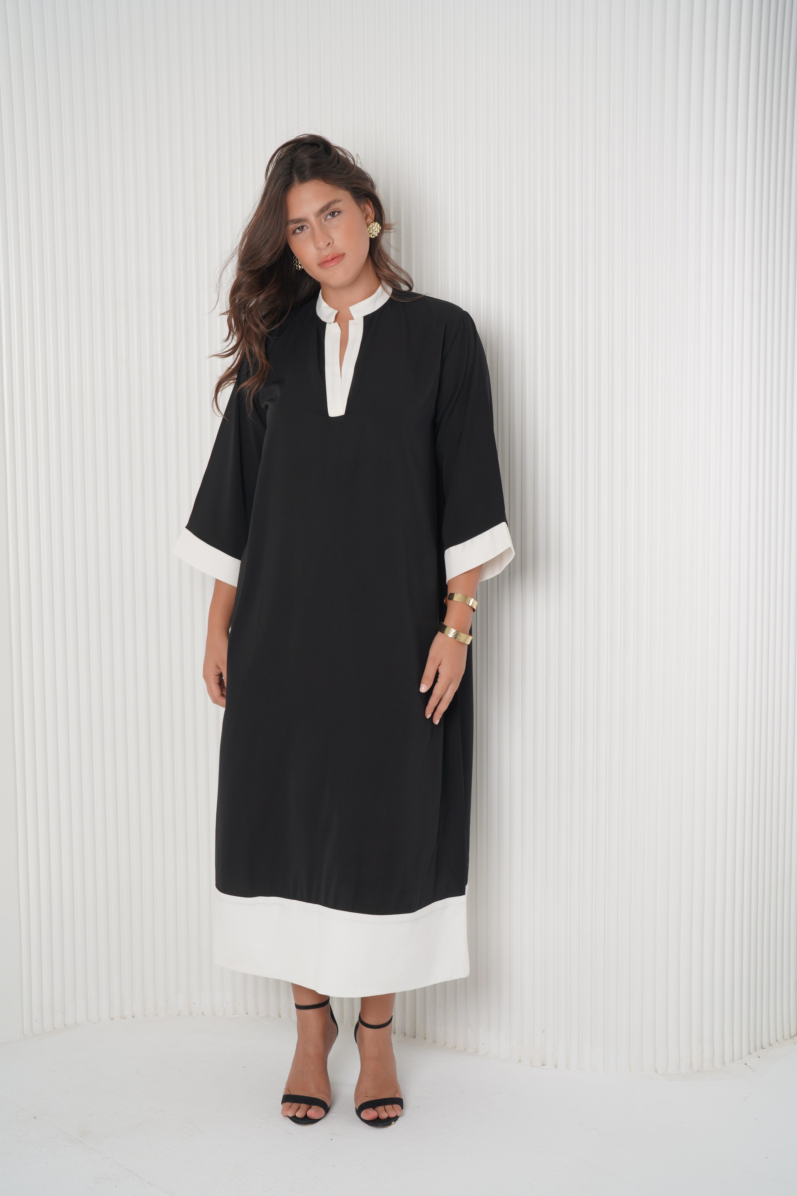 BLACK AND WHITE DRESS