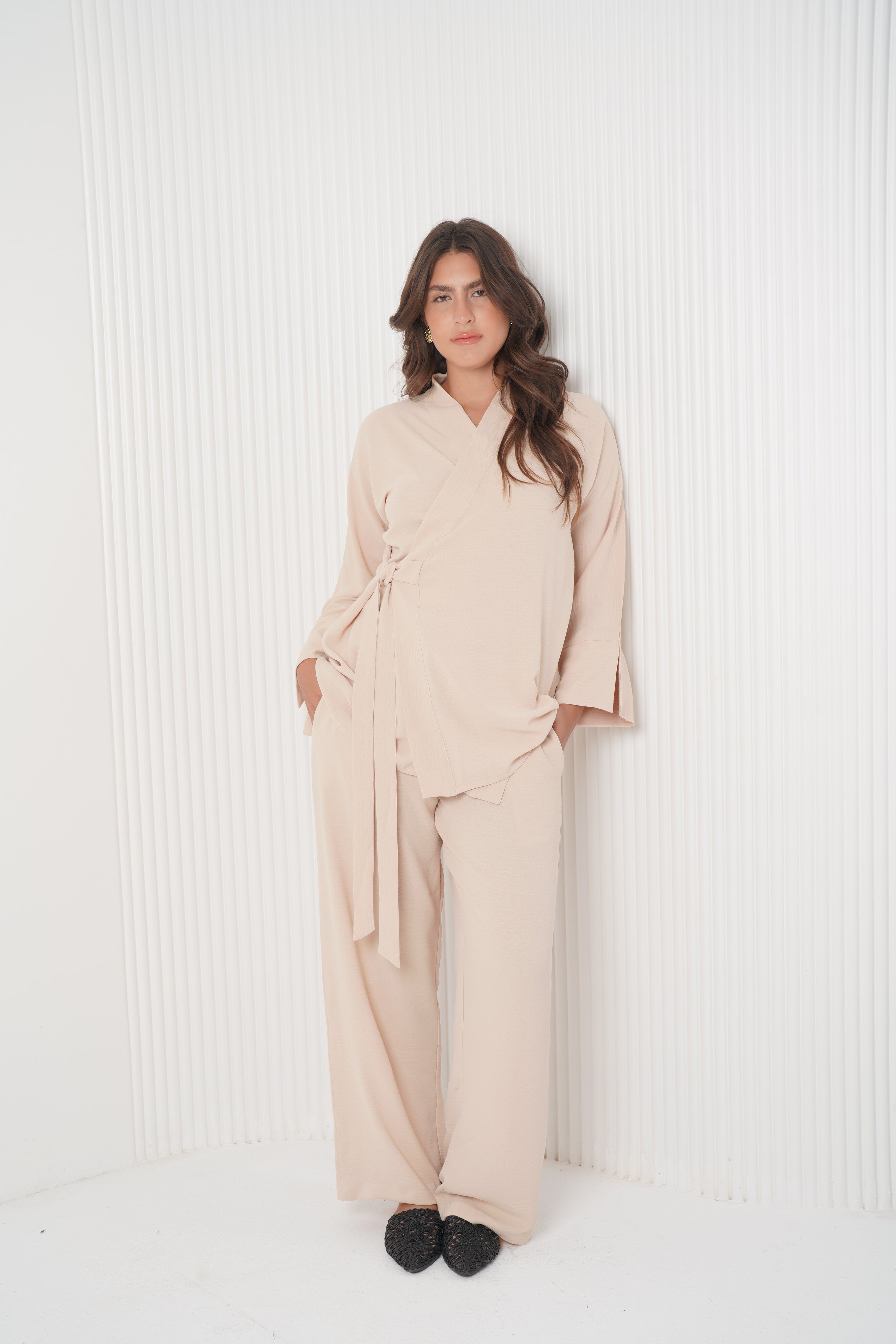 DAY TO NIGHT SET IN BEIGE