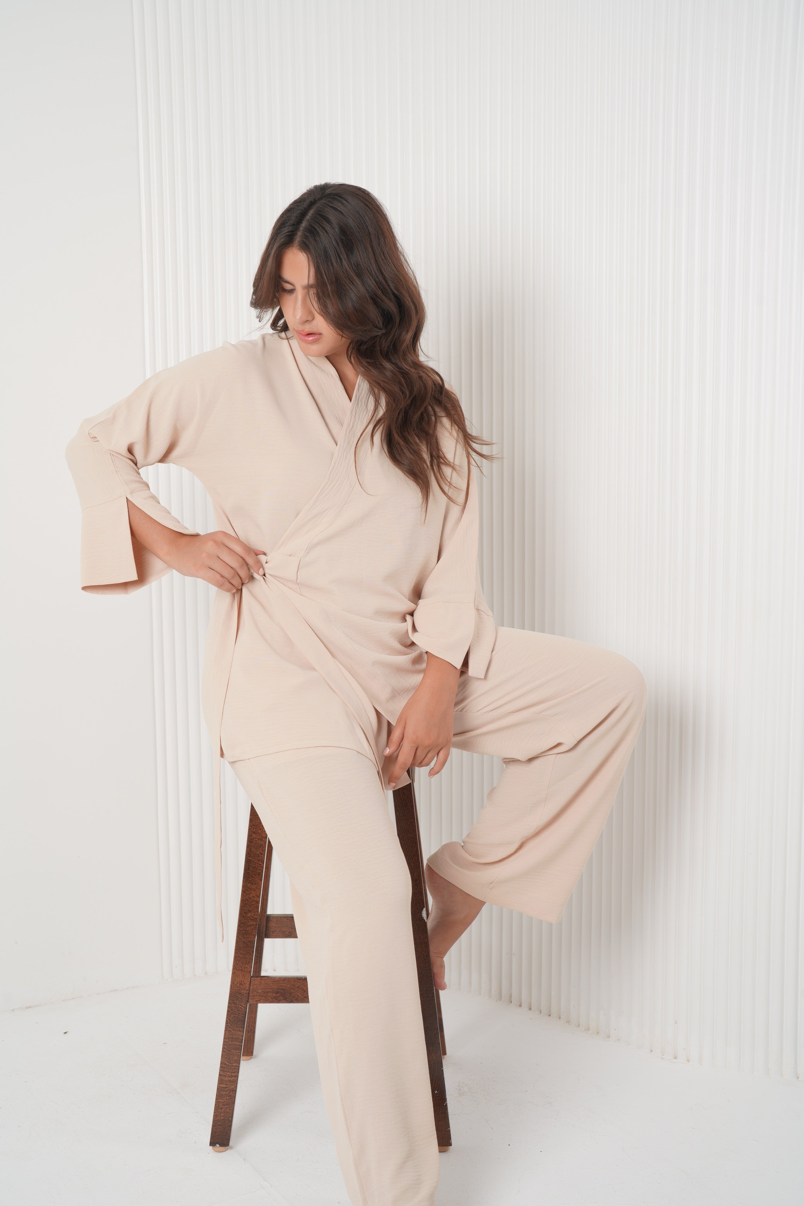 DAY TO NIGHT SET IN BEIGE